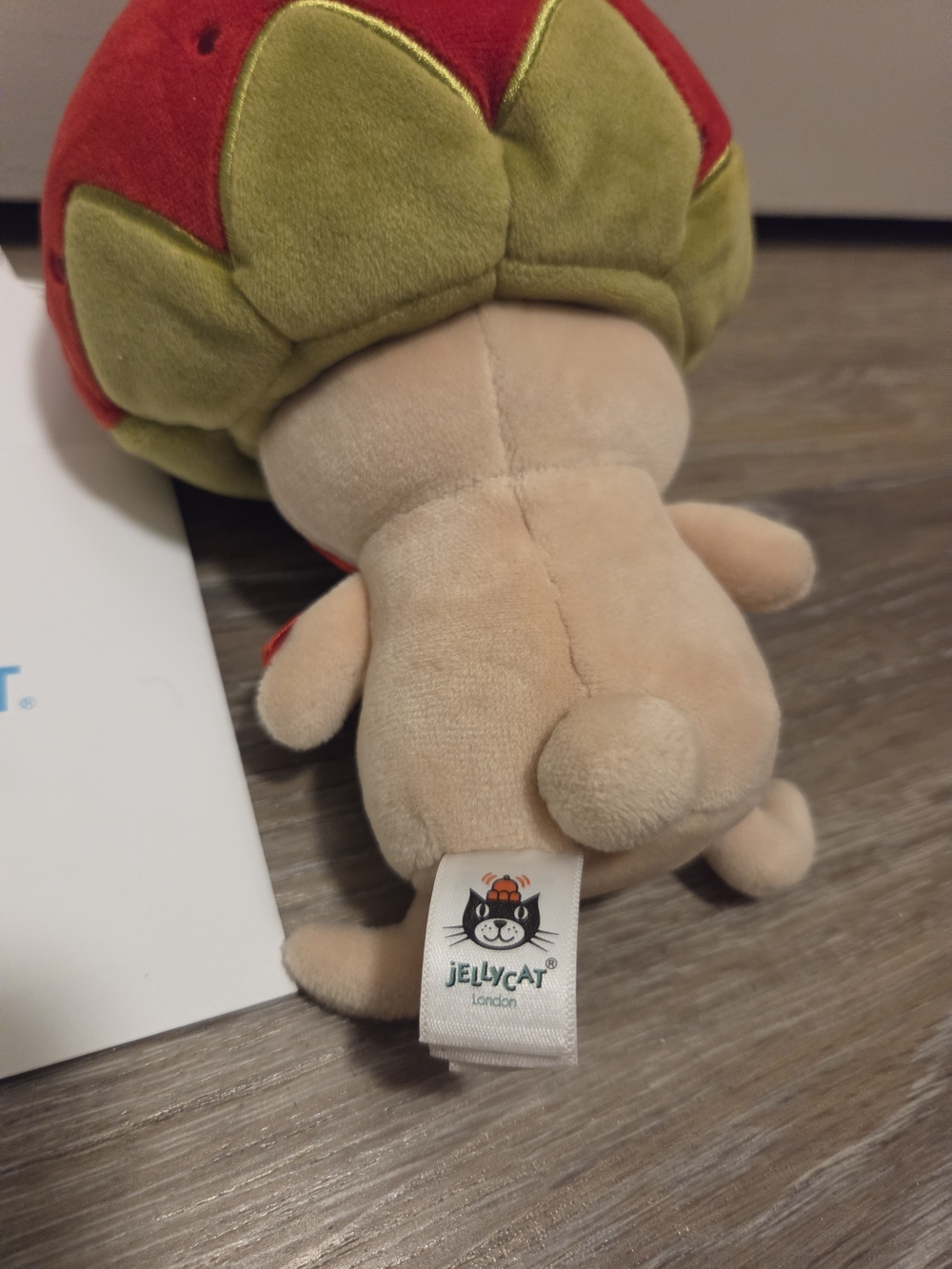 Jellycat RETIRED Beret Strawberry Mushroom Fun Guy Plush - Red & Green BNWOT - Picture 5 of 7